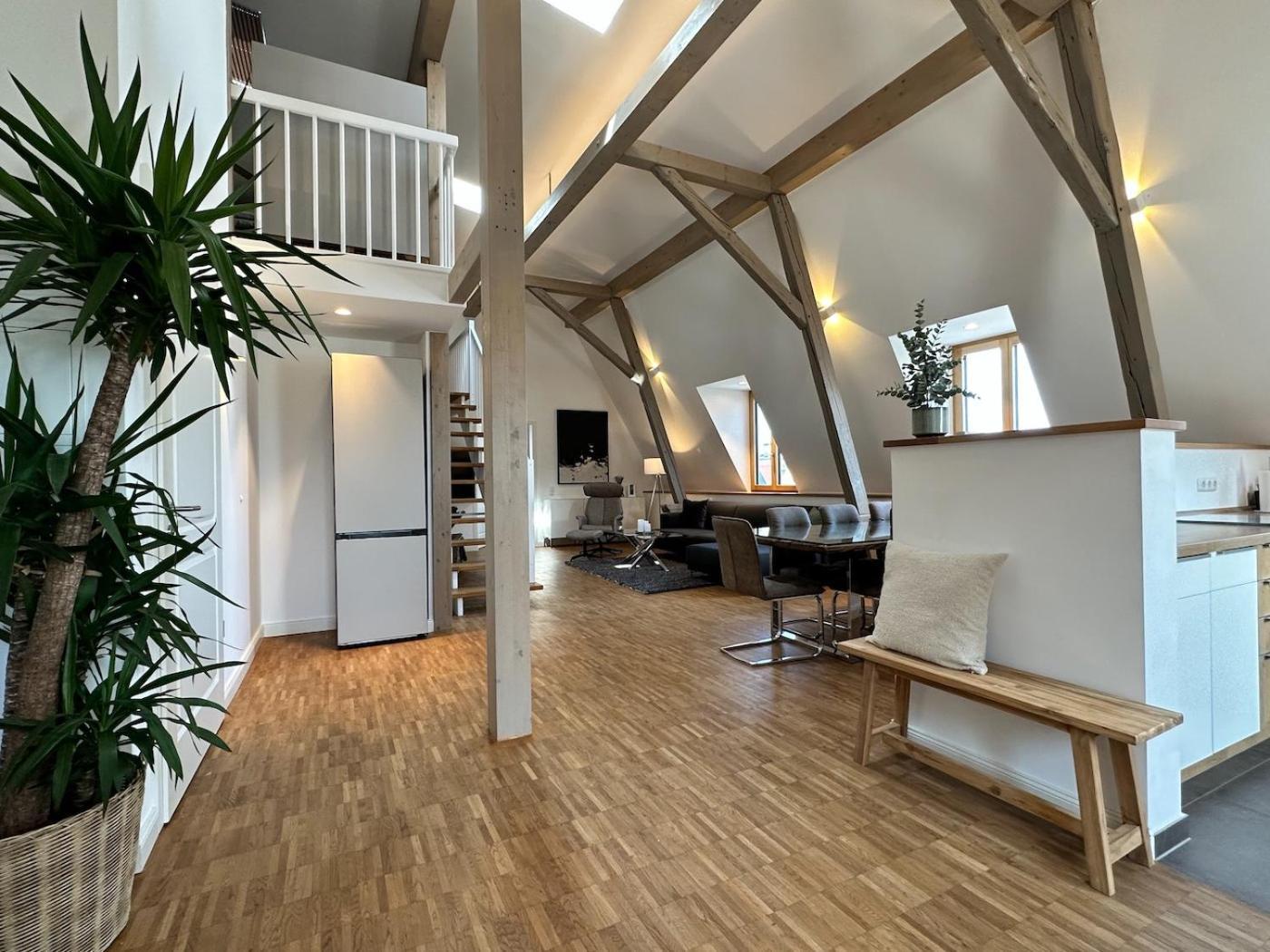 Truly - Viel Platz Fuer Business & Familie - Modern, Garage, Fahrstuhl Apartman Augsburg Kültér fotó