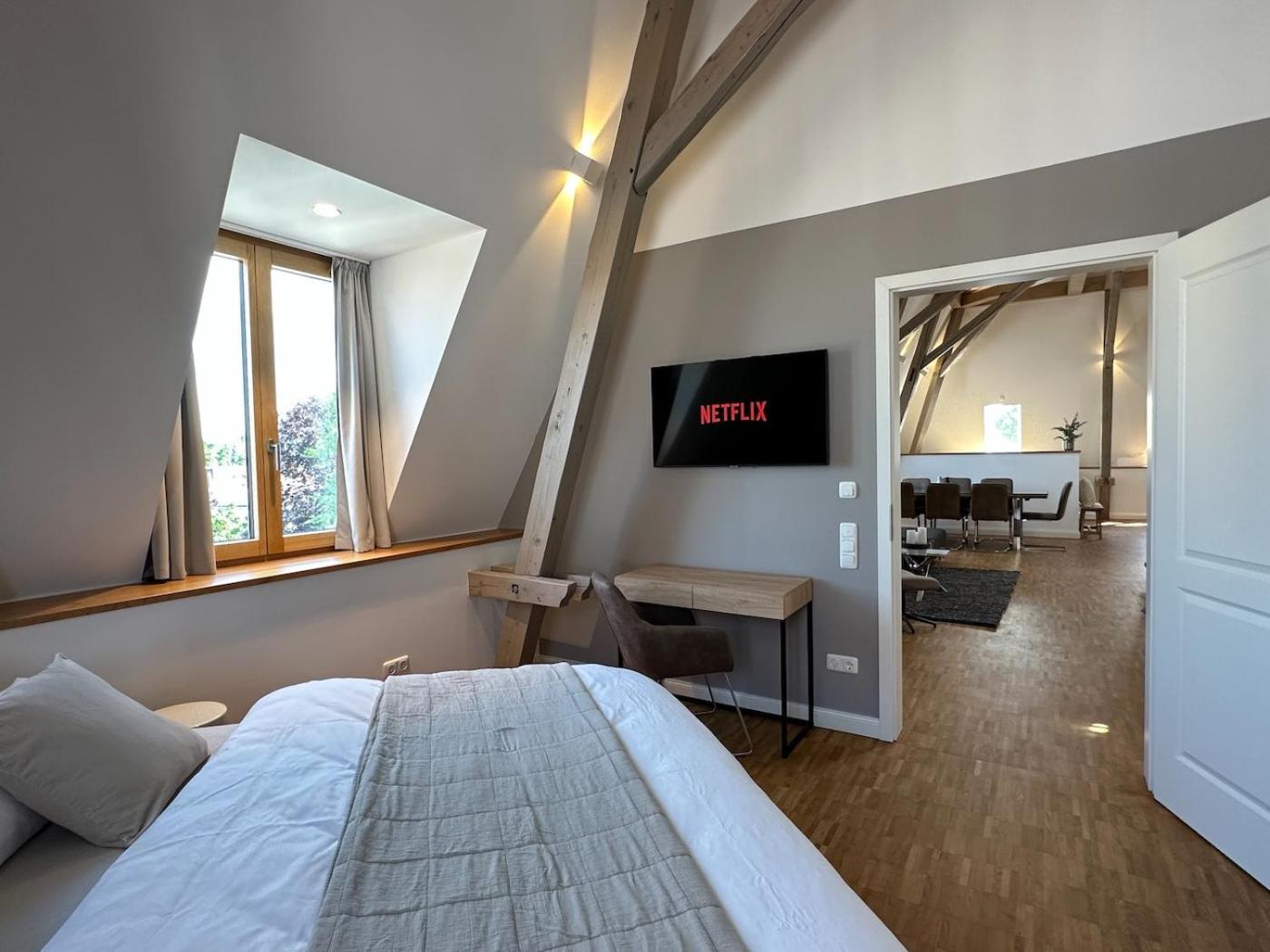 Truly - Viel Platz Fuer Business & Familie - Modern, Garage, Fahrstuhl Apartman Augsburg Kültér fotó
